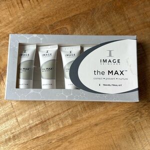 The Max Travel/Trial Kit
